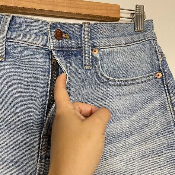 Madewell Perfect Jean Short Size 26 Balsam Wash Cut Off Denim Frayed Stretch - Picture 8 of 13